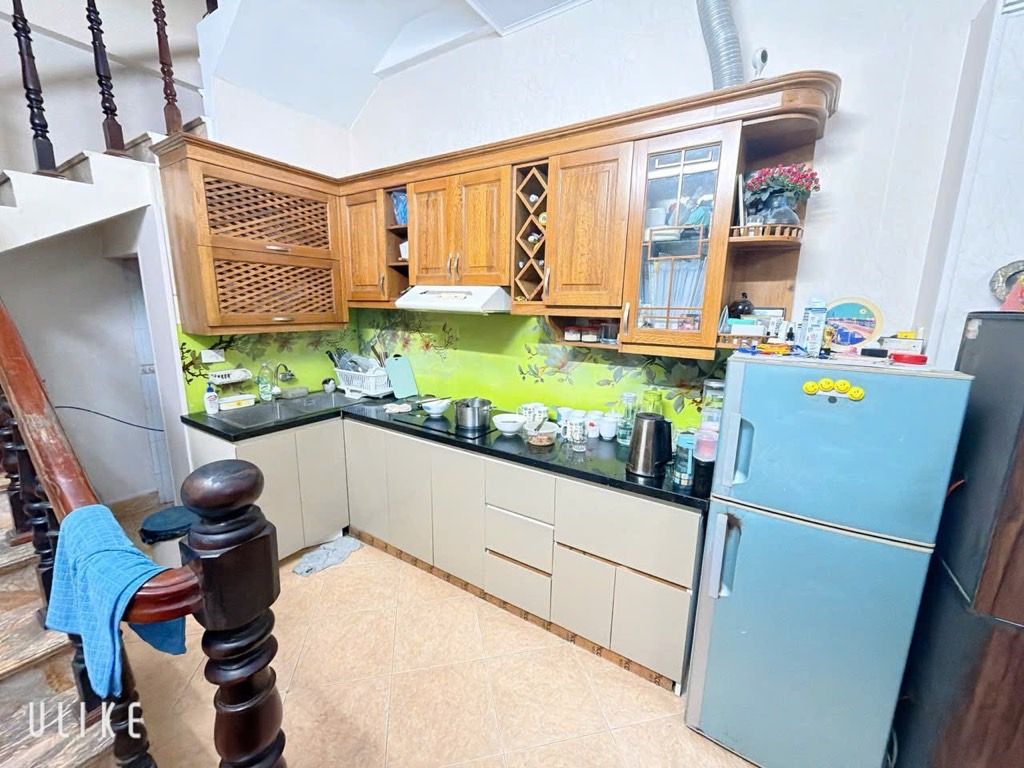 Bán nhà Lương Sử C - diện tích 42,2m2 4 tầng - Nhà đẹp ở ngay - giá 9,8 tỷ