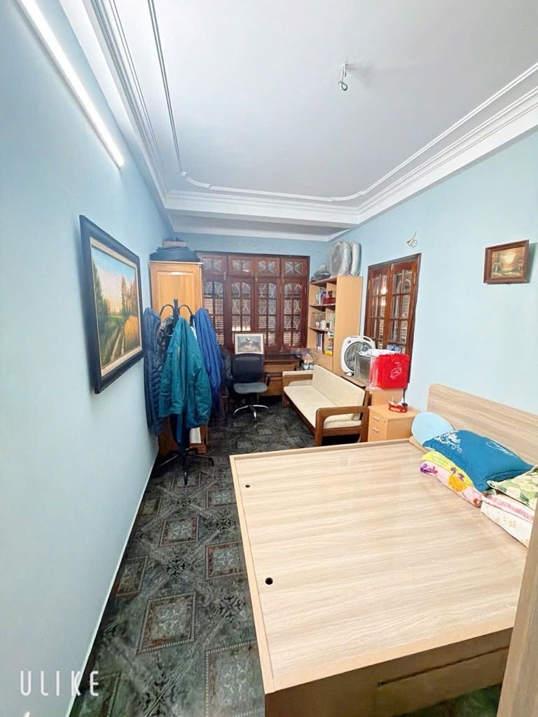 Bán nhà Lương Sử C - diện tích 42,2m2 4 tầng - Nhà đẹp ở ngay - giá 9,8 tỷ