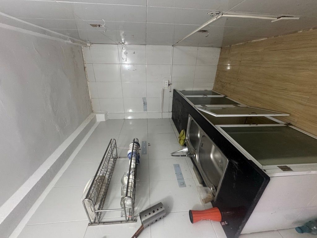 Bán nhà Lê Gia Định - diện tích 28m2 2 tầng - Khu tập thể Bưu Điện - giá 3,3 tỷ