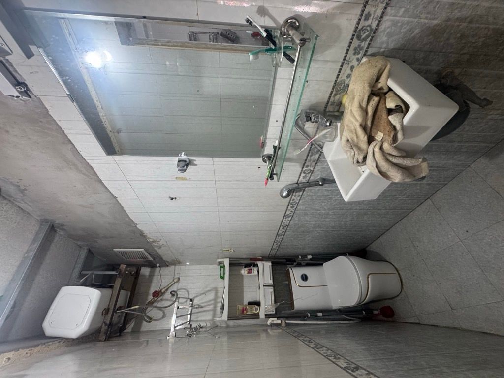 Bán nhà Lê Gia Định - diện tích 28m2 2 tầng - Khu tập thể Bưu Điện - giá 3,3 tỷ