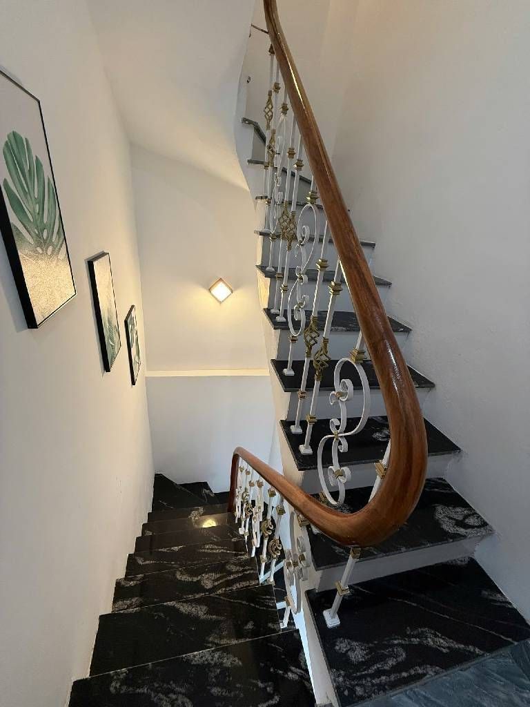 Bán nhà Tân Mai - diện tích 26m2 5 tầng - Nhà đẹp đủ công năng - giá 8,6 tỷ