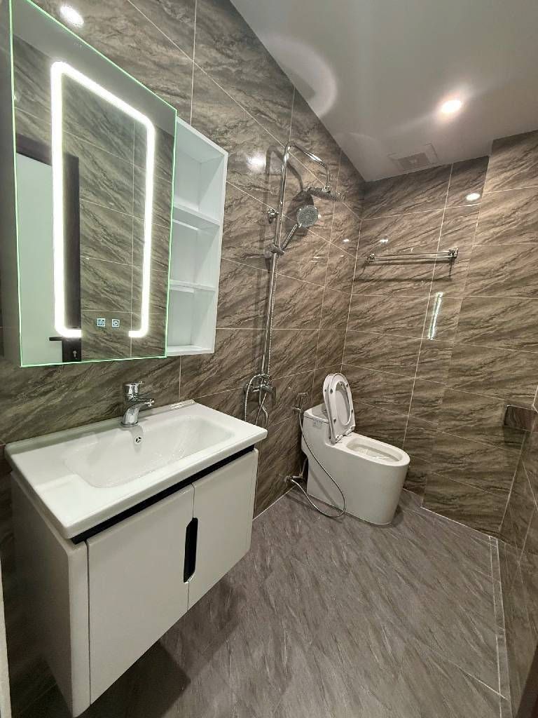 Bán nhà Tân Mai - diện tích 26m2 5 tầng - Nhà đẹp đủ công năng - giá 8,6 tỷ