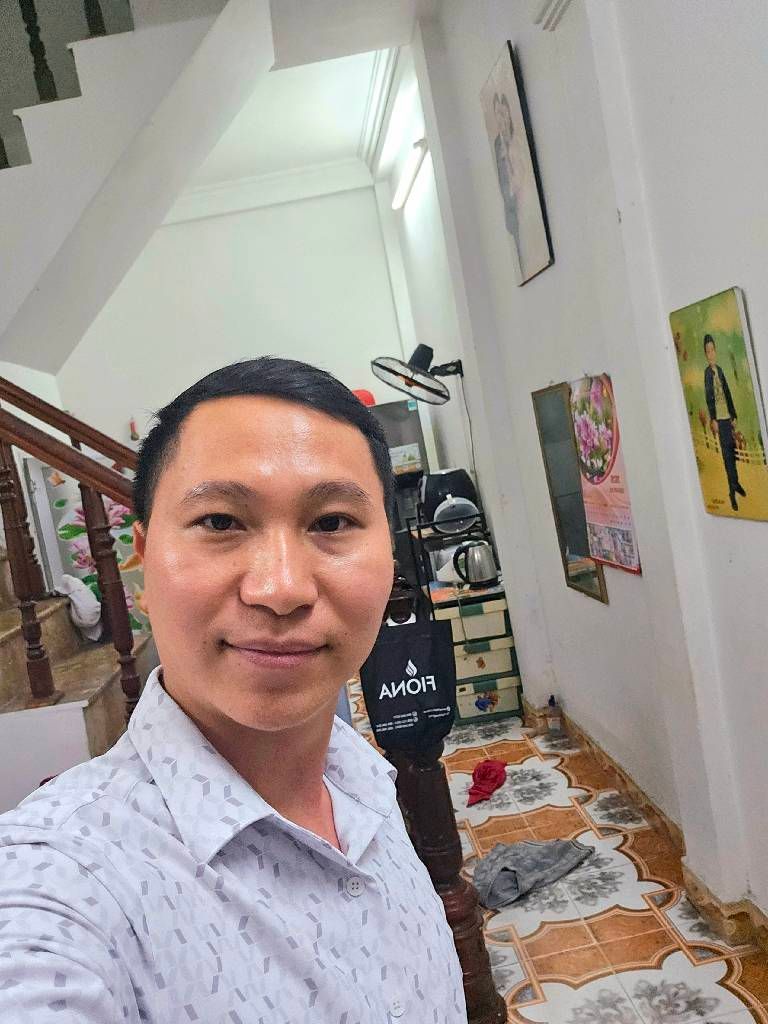 Bán nhà Tân Mai - diện tích 39m2 3 tầng - gần ô tô - giá 8,5 tỷ