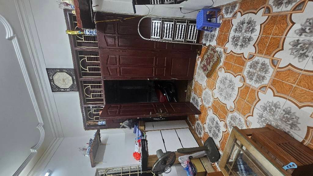 Bán nhà Tân Mai - diện tích 39m2 3 tầng - gần ô tô - giá 8,5 tỷ