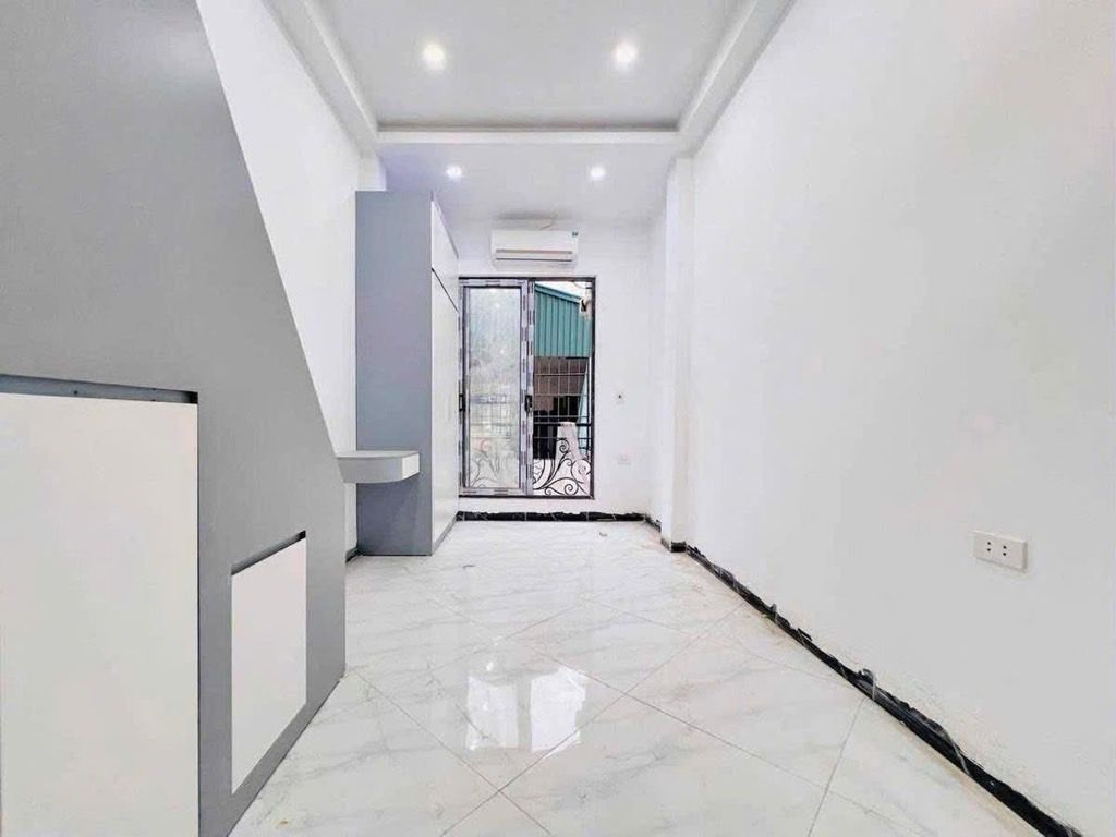 Bán nhà Vũ Tông Phan - diện tích 61.5m2 6 tầng - thang máy - giá 16,2 tỷ