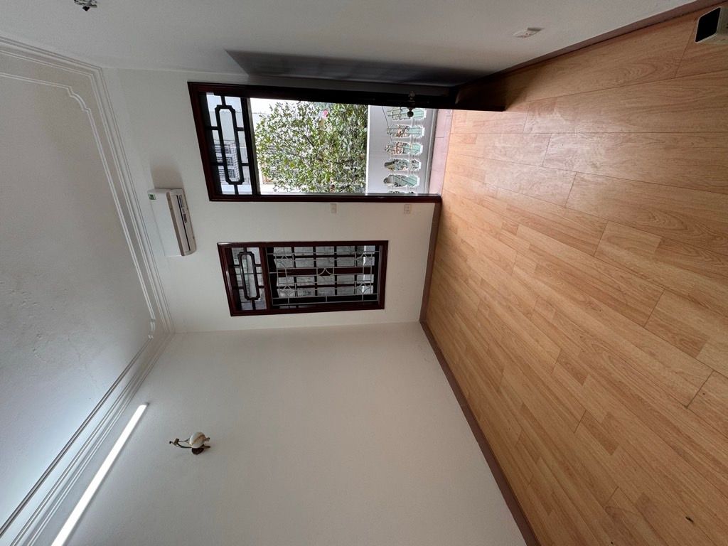 Bán nhà Bạch Mai - diện tích 36,5m2 3 tầng - Lô góc, 2 mặt thoáng - giá 7,5 tỷ