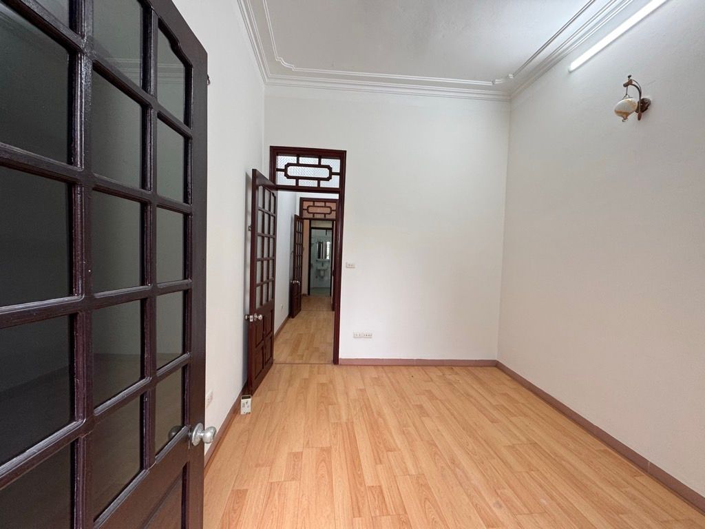 Bán nhà Bạch Mai - diện tích 36,5m2 3 tầng - Lô góc, 2 mặt thoáng - giá 7,5 tỷ