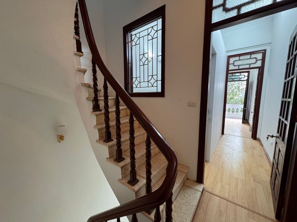 Bán nhà Bạch Mai - diện tích 36,5m2 3 tầng - Lô góc, 2 mặt thoáng - giá 7,5 tỷ