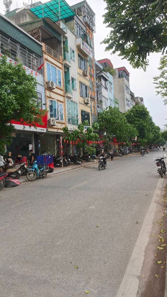 Bán nhà Hà kế Tấn - diện tích 65m2 3 tầng - Nhà mặt phố sầm uất - giá 10 tỷ