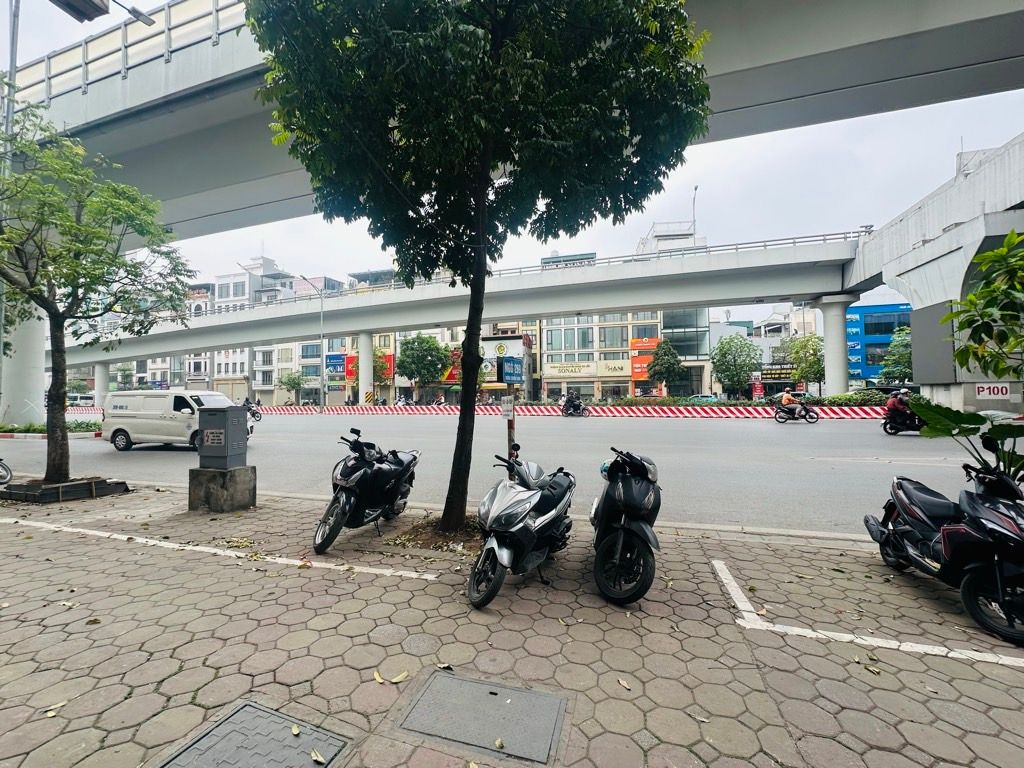 Bán nhà Trường Chinh - diện tích 17,7m2 2 tầng - SIÊU HIẾM - BAY NHANH - EM RUỘT MẶT PHỐ - giá 5,1 tỷ