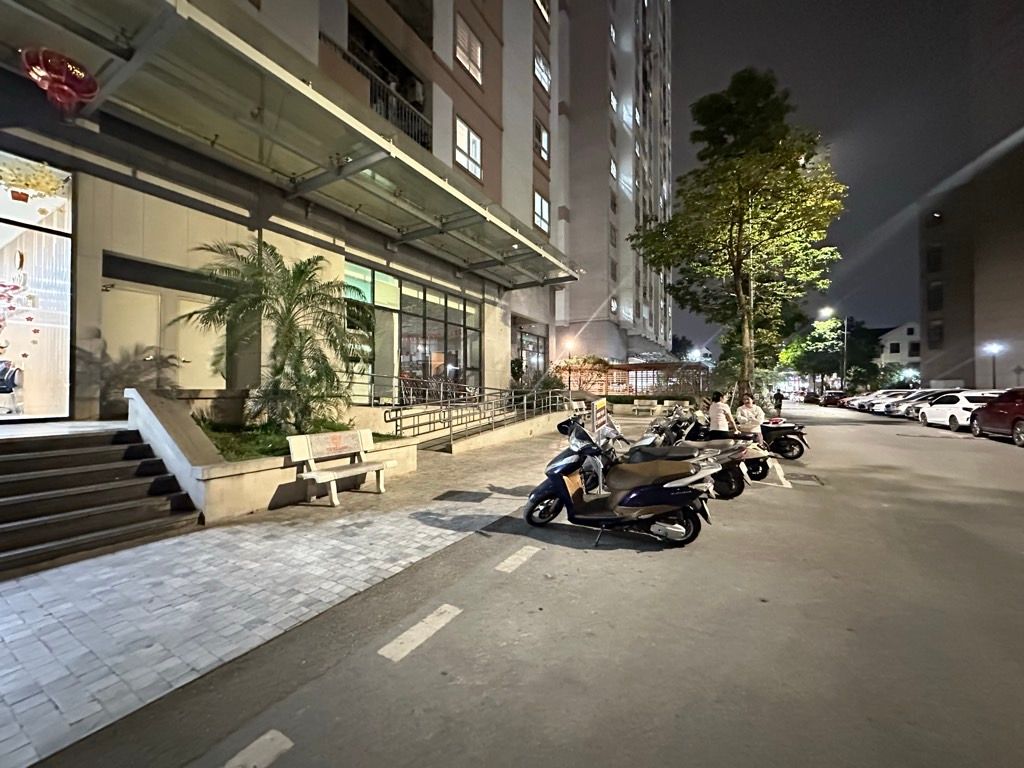 Bán nhà Tân Mai - diện tích 66.7m2 3 tầng - Lô góc - giá 6,75 tỷ