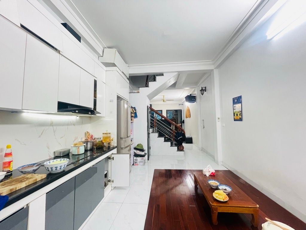 Bán nhà Định Công Hạ - diện tích 52.7m2 1 tầng - gần hồ - giá 2,8 tỷ