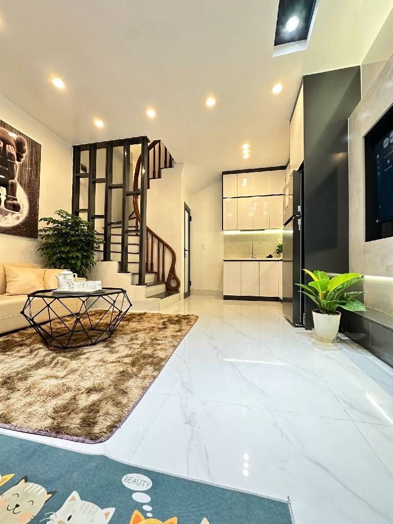 Bán nhà Thịnh Hào - diện tích 22,6m2 4 tầng - lô góc hai mặt thoáng - giá 6,5 tỷ