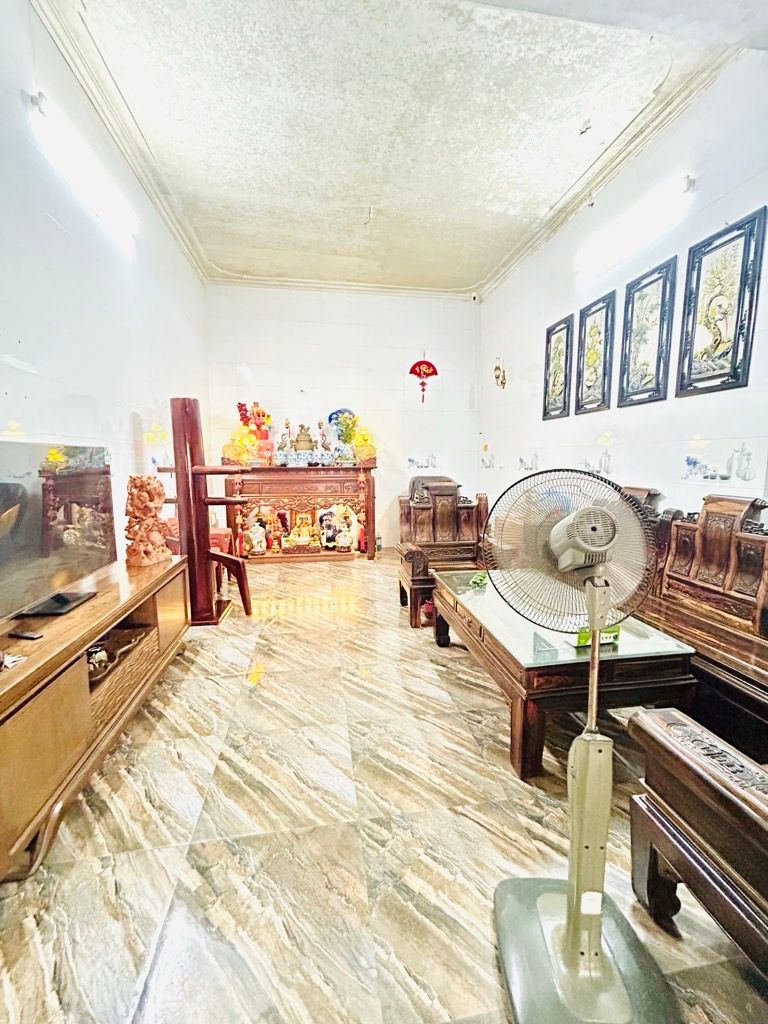 Bán nhà Thanh Lân - diện tích 73,4m2 3 tầng - Kinh doanh sầm uất - giá 21,5 tỷ