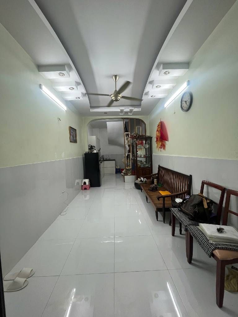 Bán nhà Văn Hương - diện tích 26m2 4 tầng - Lô góc hai thoáng - giá 9 tỷ