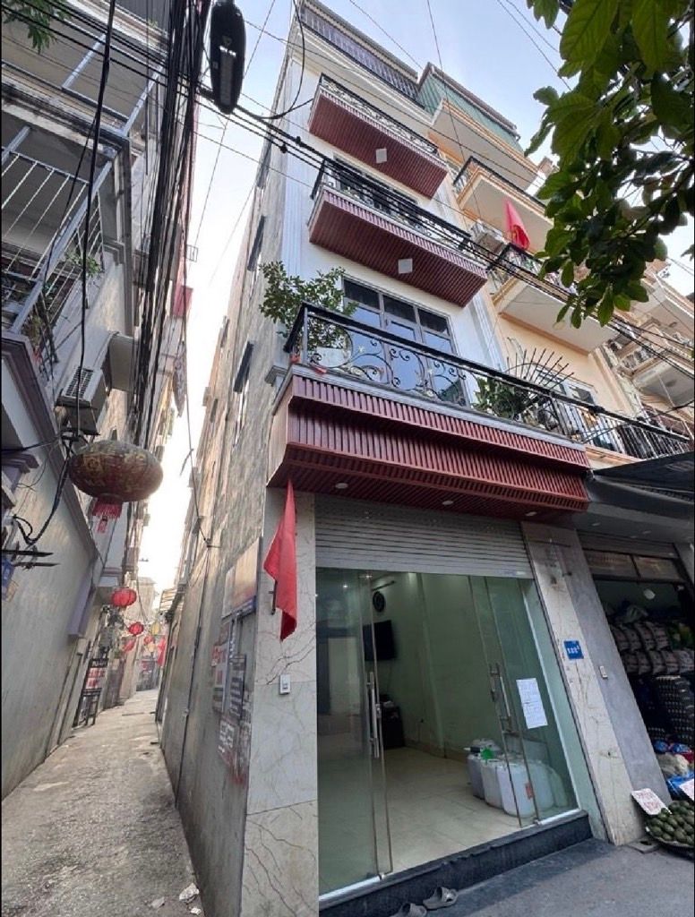 Bán nhà Đông Thiên - diện tích 33.8m2 5 tầng - Lô góc, ô tô đỗ cửa - giá 10,5 tỷ