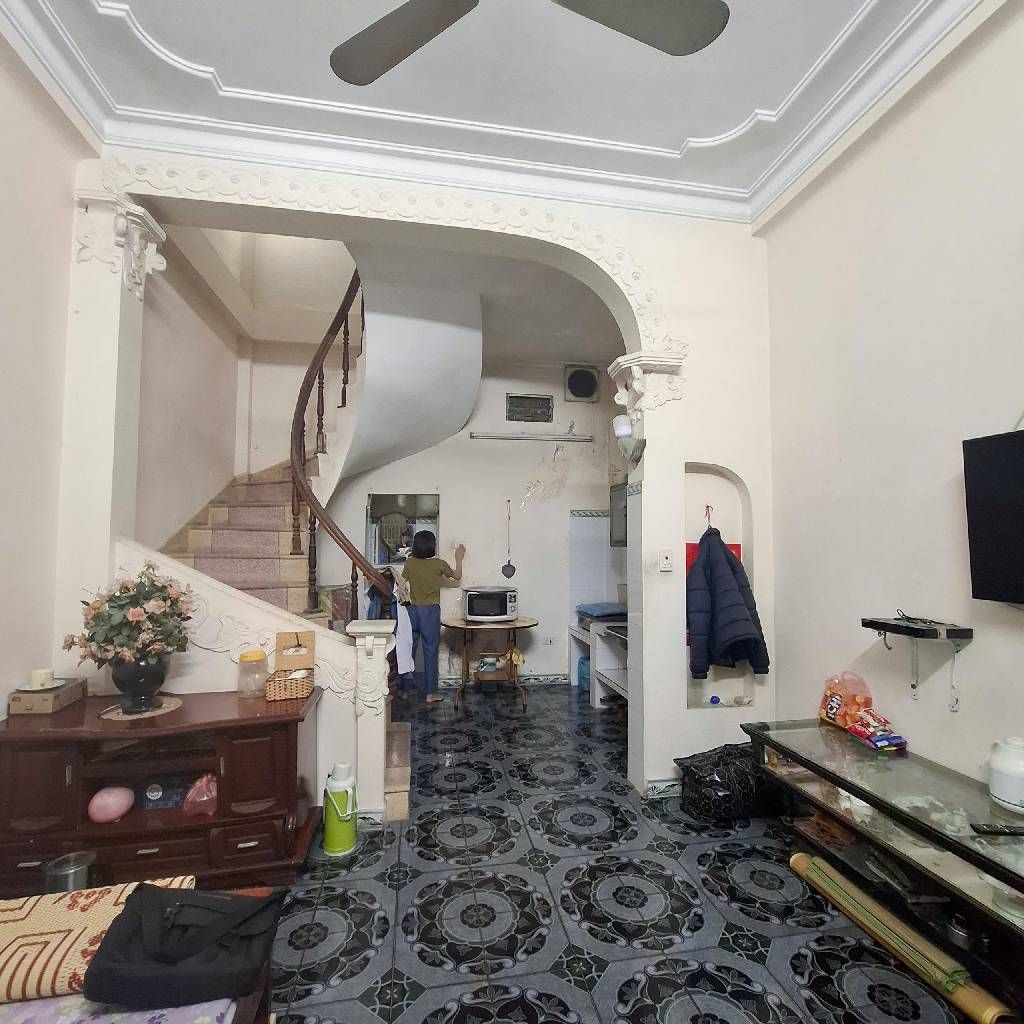 Bán nhà Bùi Ngọc Dương - diện tích 41m2 4 tầng - Lô góc thoáng sáng - giá 8,8 tỷ