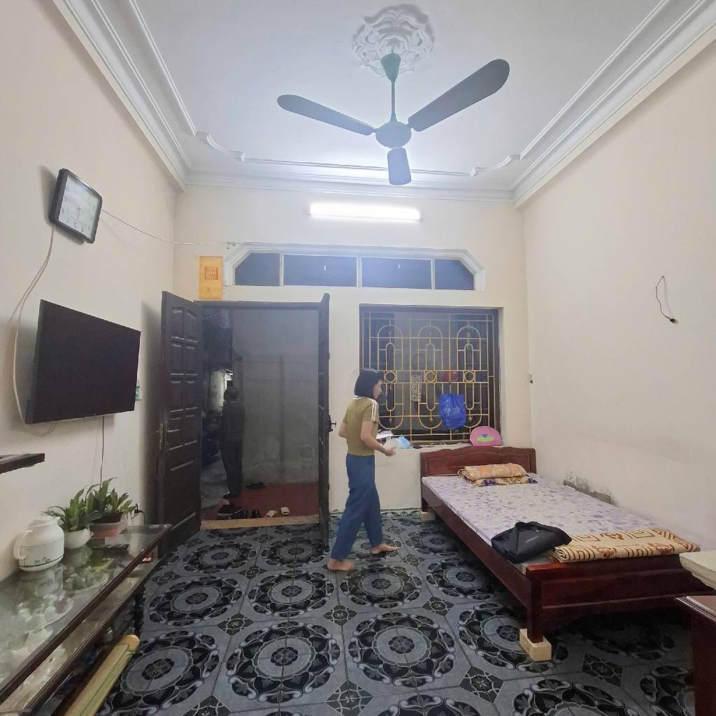 Bán nhà Bùi Ngọc Dương - diện tích 41m2 4 tầng - Lô góc thoáng sáng - giá 8,8 tỷ