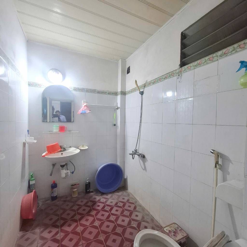 Bán nhà Bùi Ngọc Dương - diện tích 41m2 4 tầng - Lô góc thoáng sáng - giá 8,8 tỷ