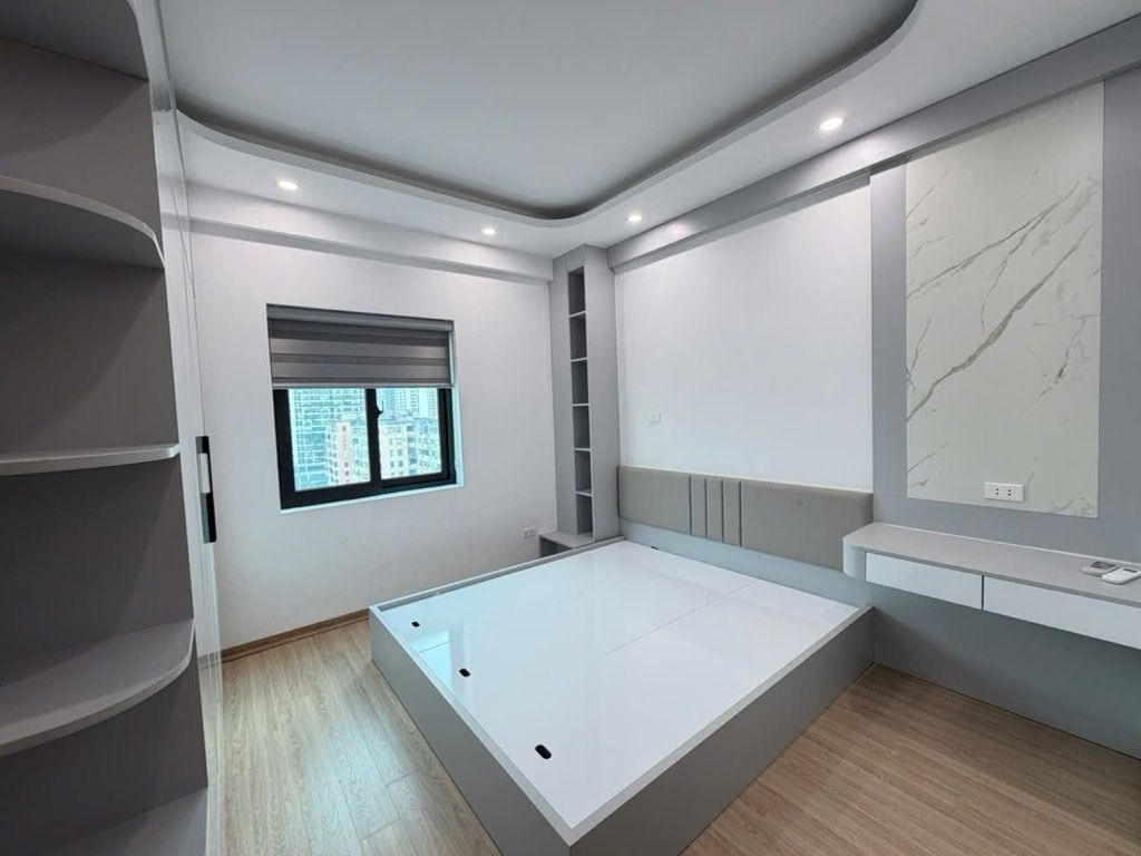 Bán nhà Hoàng Minh Giám - diện tích 63m2 13 tầng - Căn hộ full nội thất - giá 5,95 tỷ