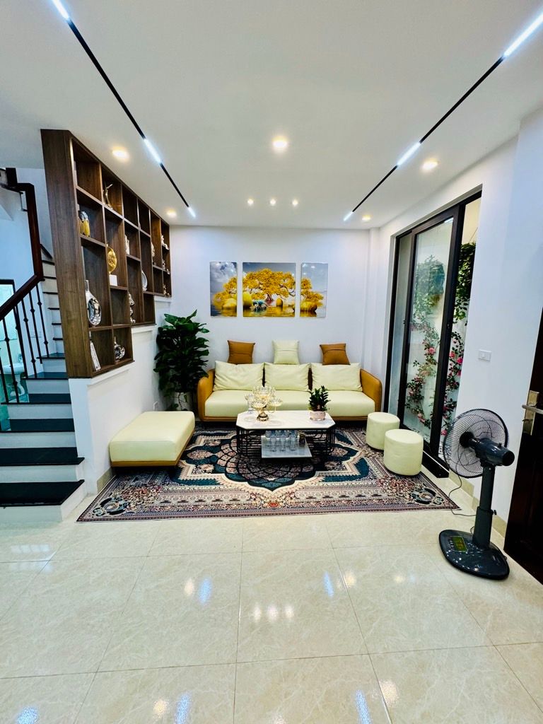 Bán nhà Nam Dư - diện tích 60m2 5 tầng - Ô tô đỗ cổng - giá 7,8 tỷ