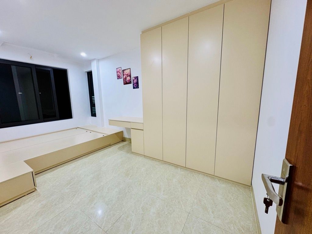 Bán nhà Nam Dư - diện tích 60m2 5 tầng - Ô tô đỗ cổng - giá 7,8 tỷ