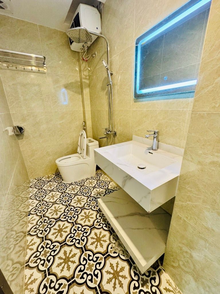 Bán nhà Nam Dư - diện tích 60m2 5 tầng - Ô tô đỗ cổng - giá 7,8 tỷ