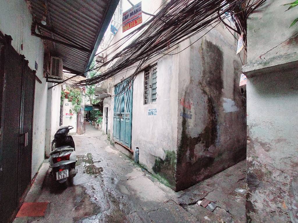 Bán nhà Tương Mai - diện tích 15,5m2 1 tầng - Căn hộ tập thể tầng 1, có gác xép - giá 1,5 tỷ