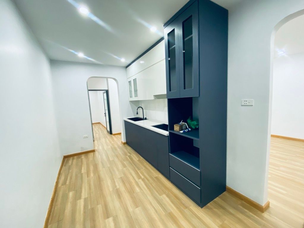 Bán nhà Nguyễn Trãi - diện tích 44,3m2 1 tầng - Tập thể tầng 1 - giá 5,8 tỷ