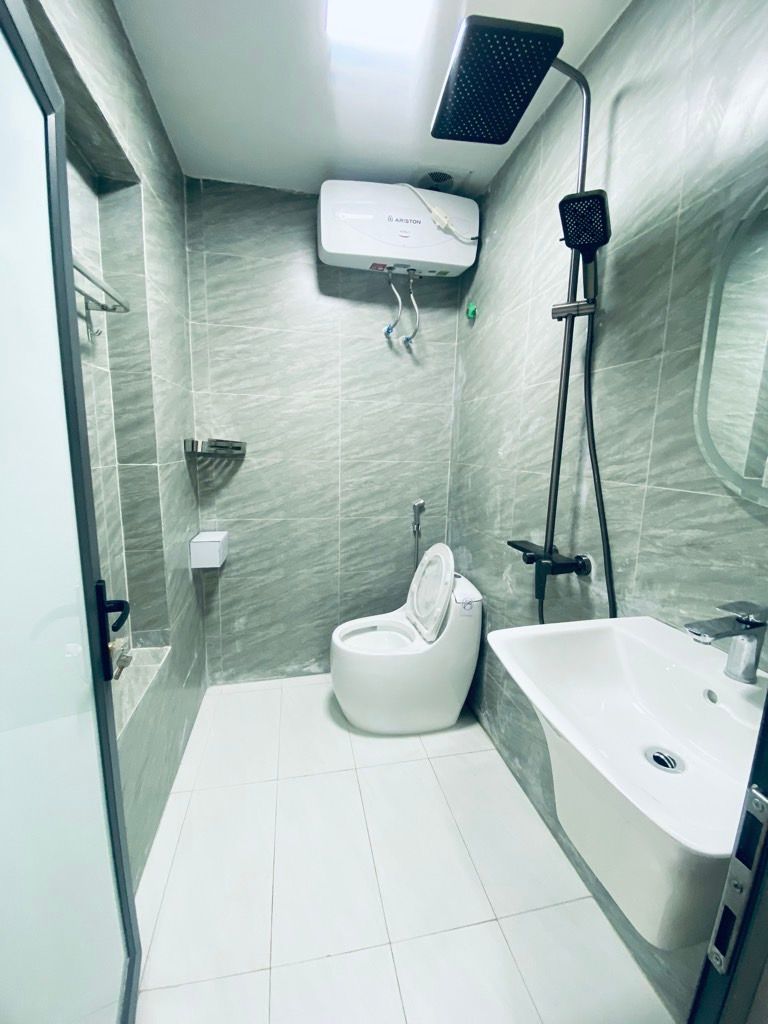 Bán nhà Nguyễn Trãi - diện tích 44,3m2 1 tầng - Tập thể tầng 1 - giá 5,8 tỷ