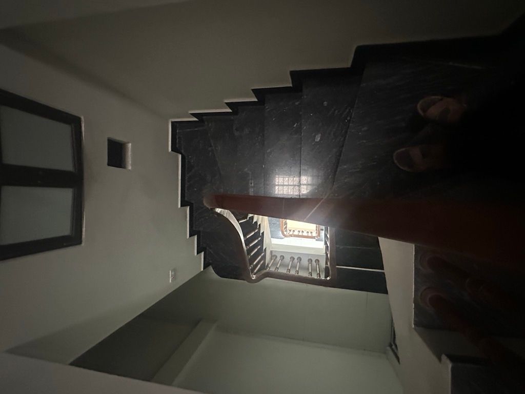 Bán nhà Chùa Vua - diện tích 47m2 4 tầng - Nhà đẹp ở luôn - giá 12,2 tỷ