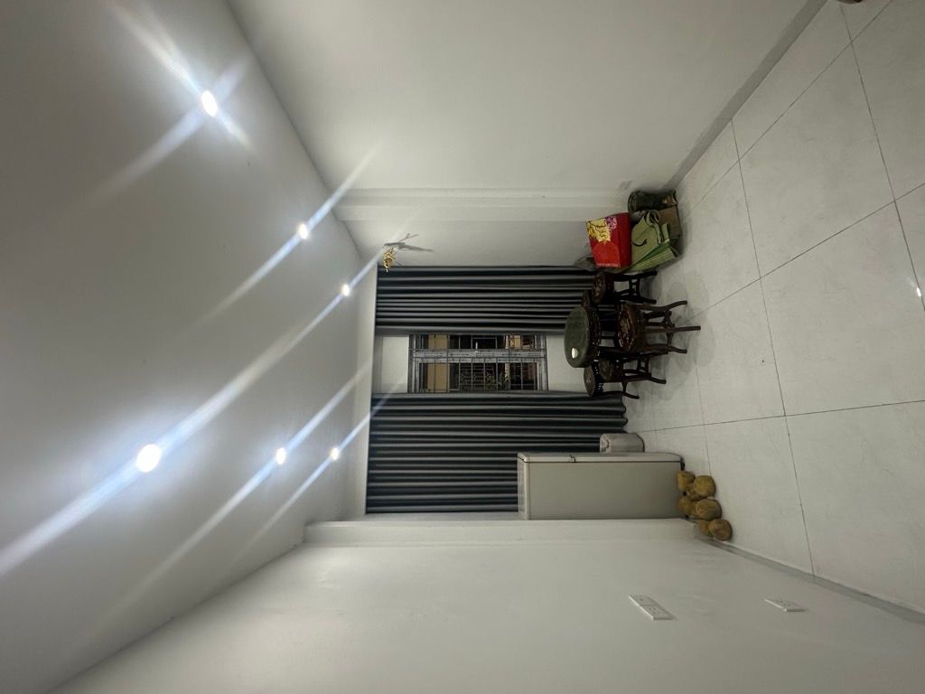 Bán nhà Chùa Vua - diện tích 47m2 4 tầng - Nhà đẹp ở luôn - giá 12,2 tỷ