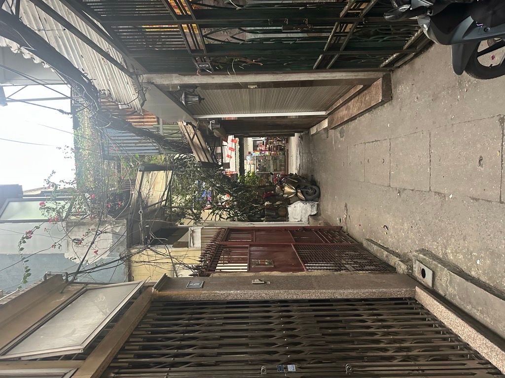 Bán nhà Chùa Vua - diện tích 47m2 4 tầng - Nhà đẹp ở luôn - giá 12,2 tỷ