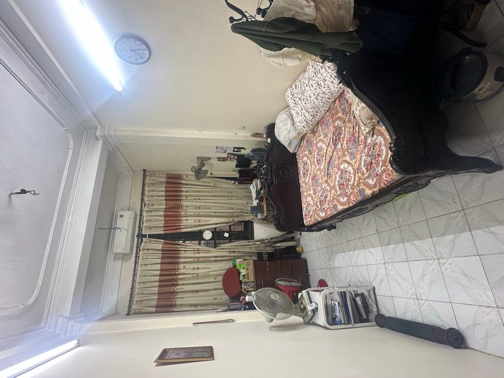 Bán nhà Chùa Vua - diện tích 46m2 5 tầng - mặt phố - giá 15,2 tỷ