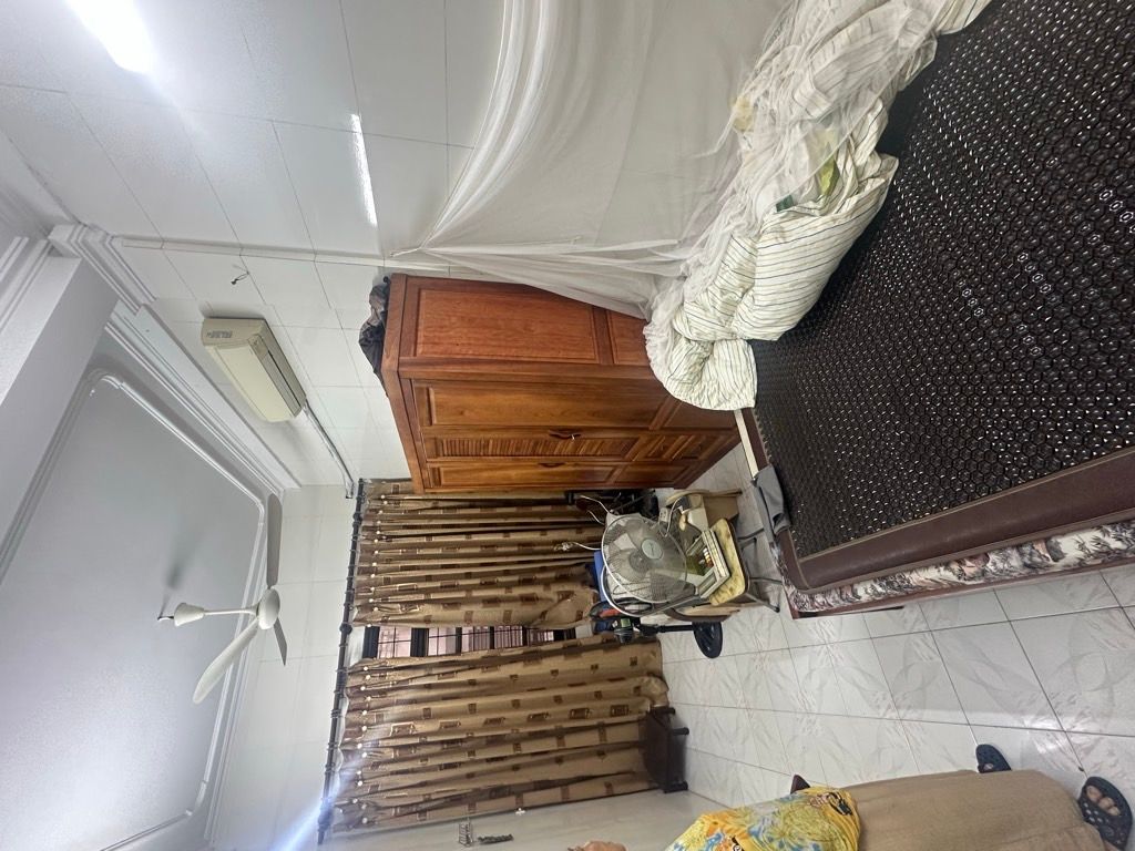 Bán nhà Chùa Vua - diện tích 46m2 5 tầng - mặt phố - giá 15,2 tỷ