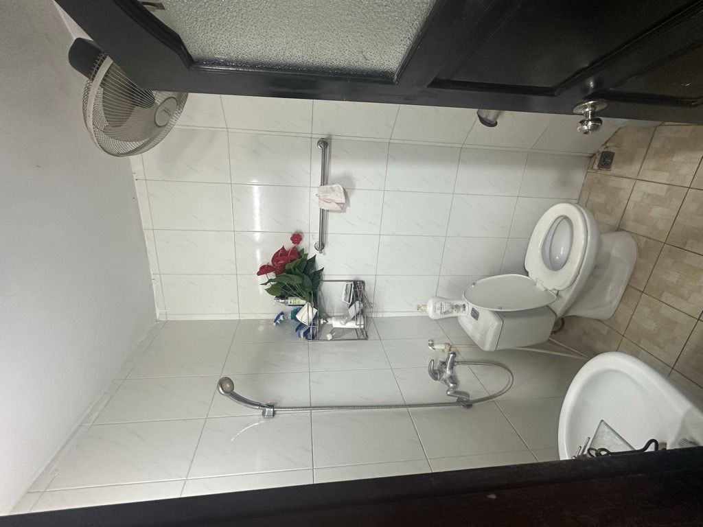 Bán nhà Chùa Vua - diện tích 46m2 5 tầng - mặt phố - giá 15,2 tỷ