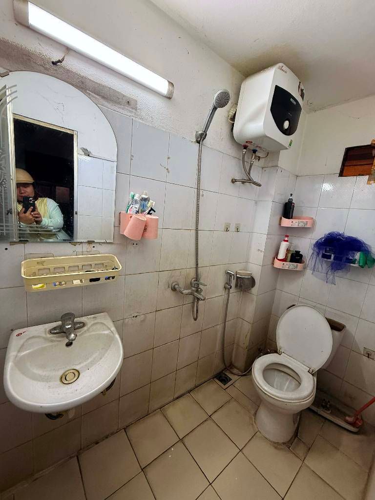 Bán nhà Trương Định - diện tích 47m2 5 tầng - SIÊU PHẨM MẶT PHỐ - MUA 1 ĐƯỢC 2 - KINH DOANH SIÊU TỐT - giá 18,3 tỷ