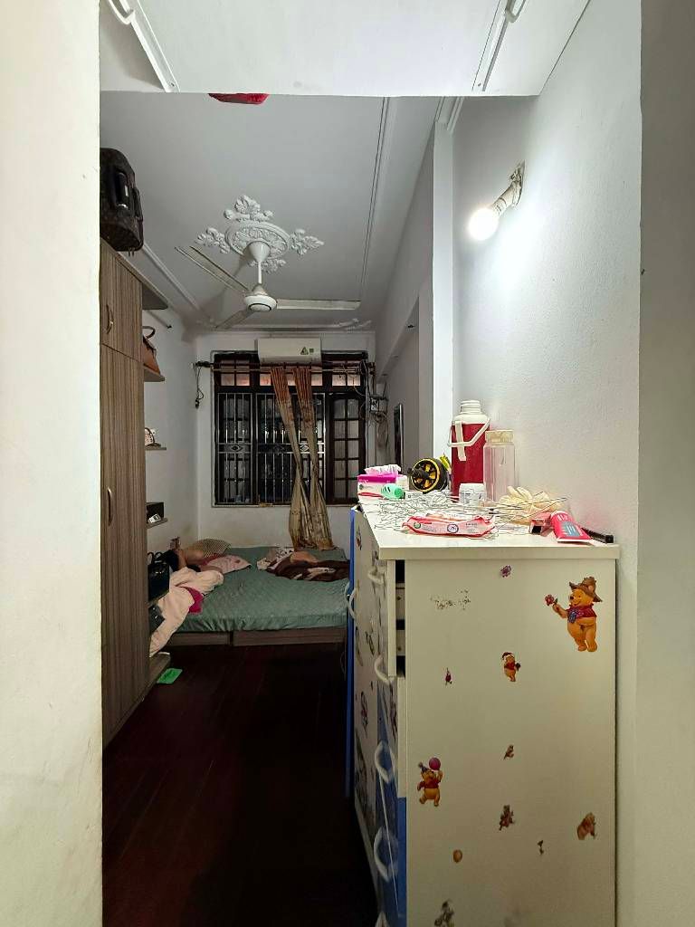 Bán nhà Trương Định - diện tích 47m2 5 tầng - SIÊU PHẨM MẶT PHỐ - MUA 1 ĐƯỢC 2 - KINH DOANH SIÊU TỐT - giá 18,3 tỷ