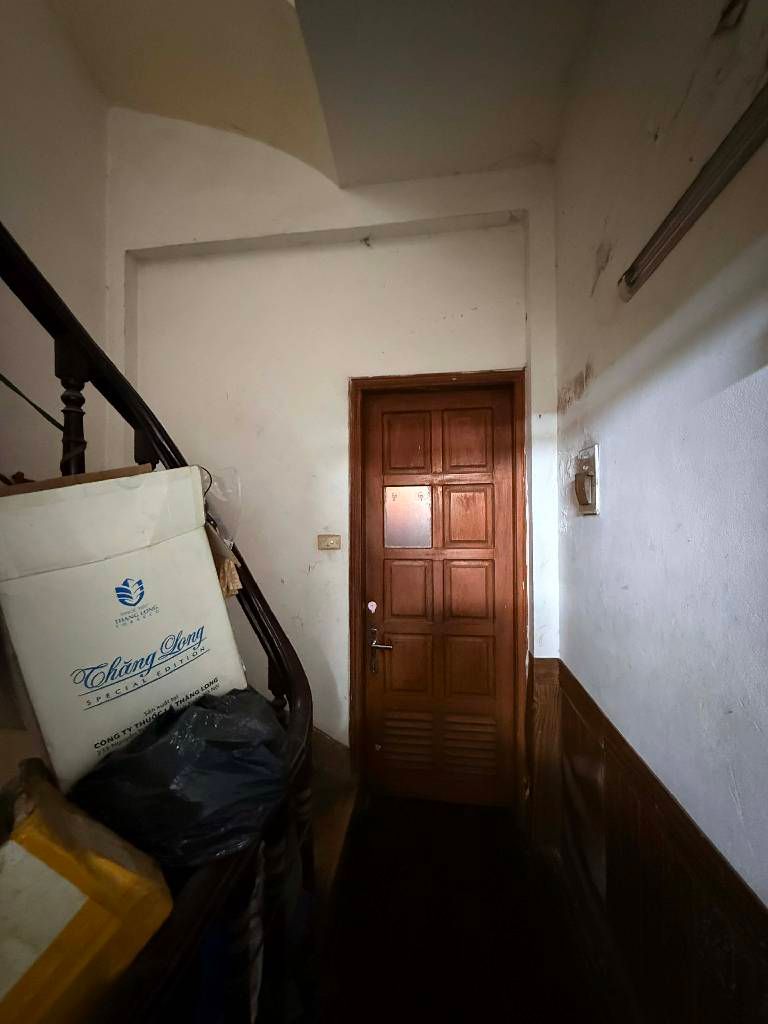 Bán nhà Trương Định - diện tích 47m2 5 tầng - SIÊU PHẨM MẶT PHỐ - MUA 1 ĐƯỢC 2 - KINH DOANH SIÊU TỐT - giá 18,3 tỷ