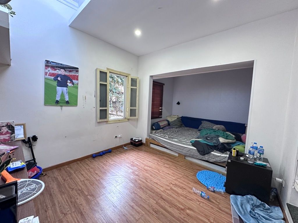 Bán nhà Cát Linh - diện tích 88.1m2 2 tầng - Ô tô kinh doanh - giá 12,7 tỷ