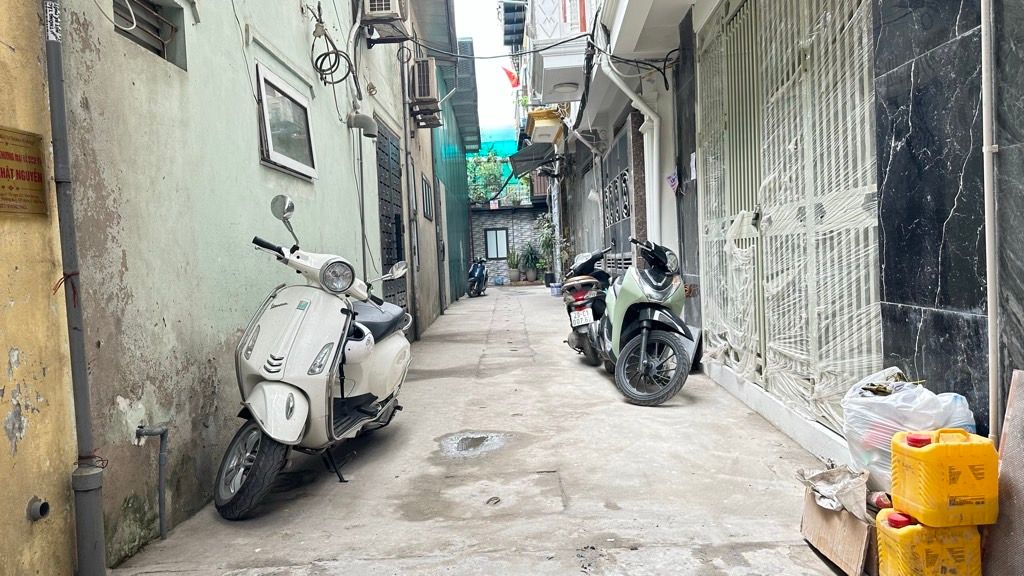 Bán nhà Vĩnh Hưng - diện tích 21,4m2 6 tầng - ô tô tránh - giá 6,98 tỷ