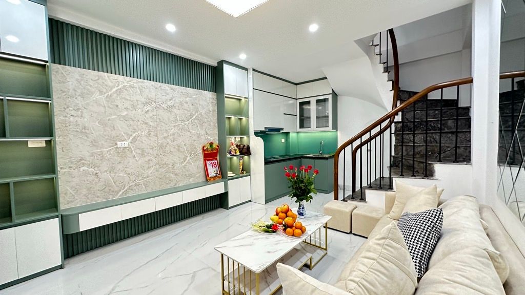 Bán nhà Vĩnh Hưng - diện tích 21,4m2 6 tầng - ô tô tránh - giá 6,98 tỷ