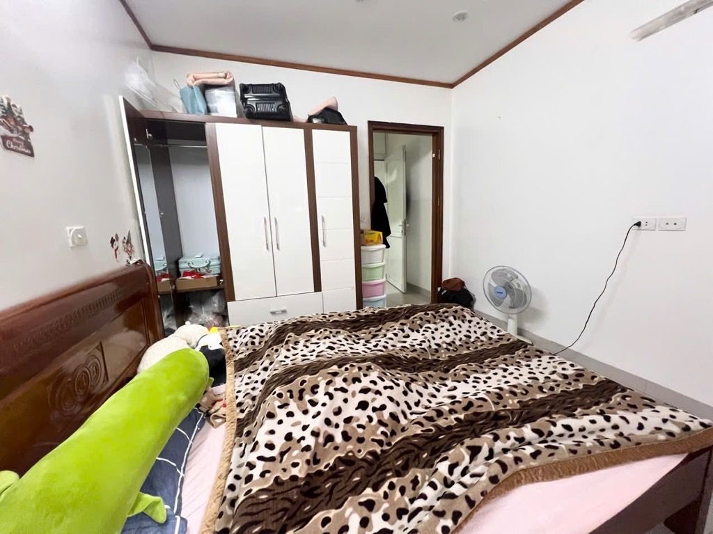 Bán nhà Chợ Khâm Thiên - diện tích 31m2 6 tầng - Nhà đẹp, ngõ ô tô - giá 9,8 tỷ