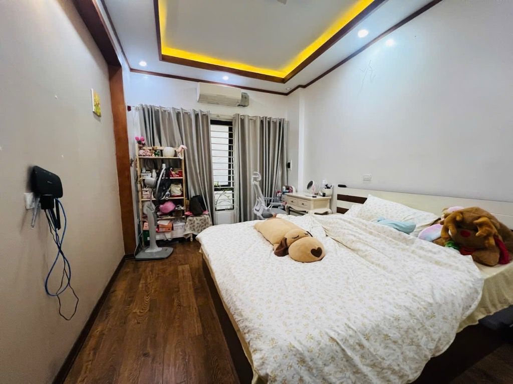 Bán nhà Chợ Khâm Thiên - diện tích 31m2 6 tầng - Nhà đẹp, ngõ ô tô - giá 9,8 tỷ