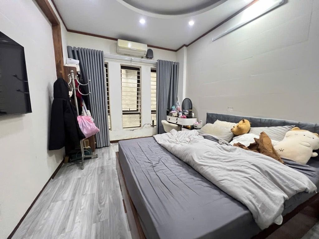 Bán nhà Chợ Khâm Thiên - diện tích 31m2 6 tầng - Nhà đẹp, ngõ ô tô - giá 9,8 tỷ