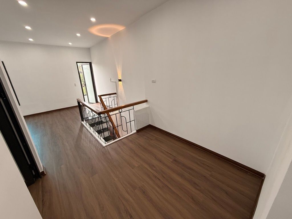 Bán nhà Quan Nhân - diện tích 35m2 3 tầng - SIÊU PHẨM DUPLEX - giá 5 tỷ