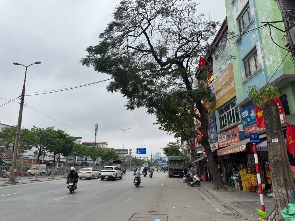 Bán nhà Ngọc Hồi - diện tích 42.4m2 5 tầng - Ô tô ngủ trong nhà - giá 15,5 tỷ