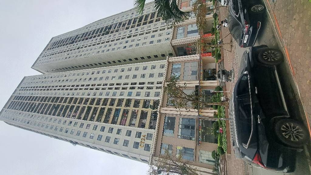 Bán nhà Tam Trinh - diện tích 96.8m2 1 tầng - Căn hộ 3 phòng ngủ - giá 8,6 tỷ