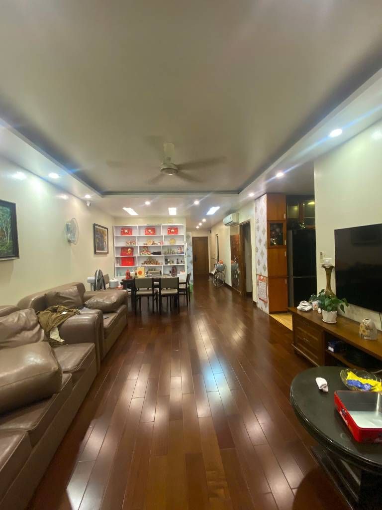 Bán nhà Tam Trinh - diện tích 96.8m2 1 tầng - Căn hộ 3 phòng ngủ - giá 8,6 tỷ