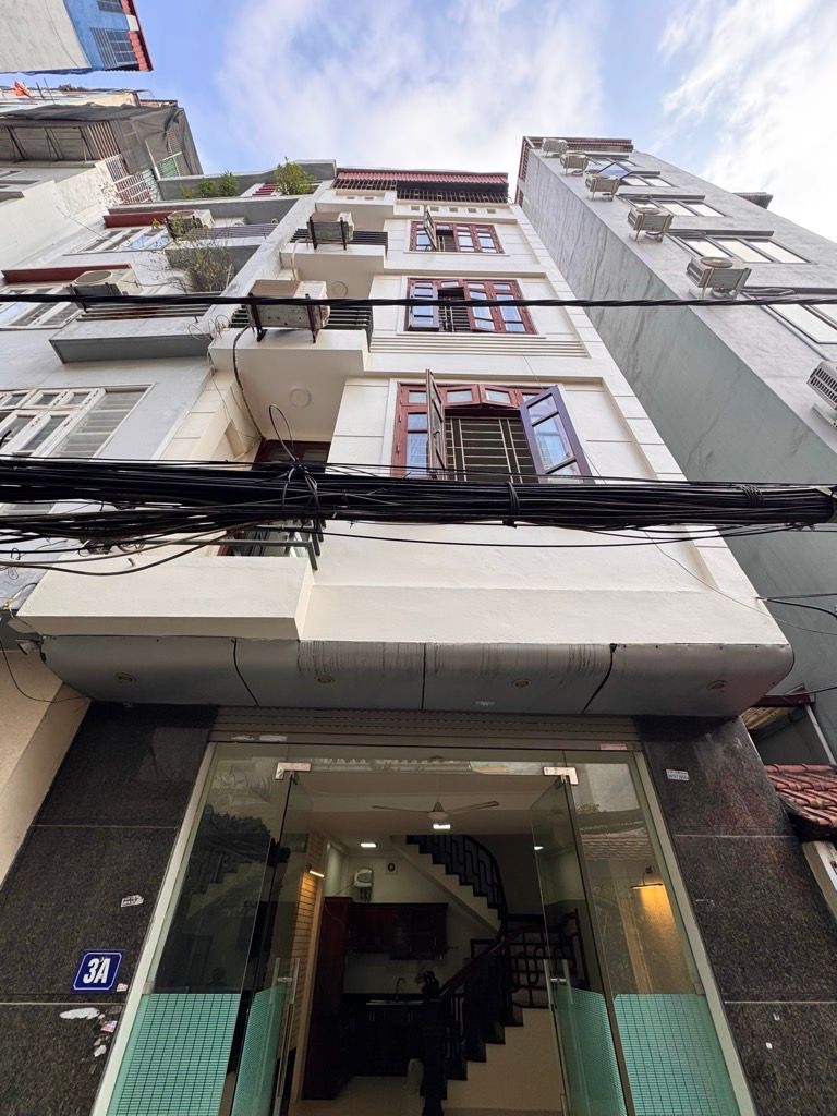 Bán nhà Láng - diện tích 40m2 5 tầng - Ô TÔ - GẦN PHỐ - LÔ GÓC - giá 14,4 tỷ